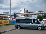 Бесплатный автобус Genser в пункт аренды автомобилей АрендаАвто-кно на ул.Добролюбова